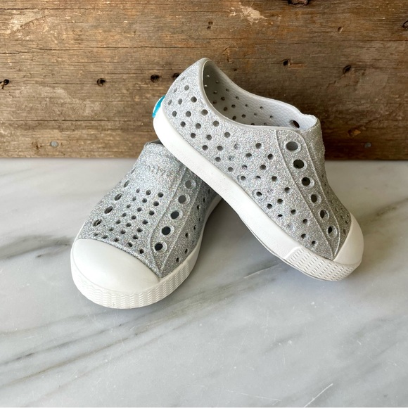 Native Shoes•C9 (Child)•EUC•Jefferson Disco Bling•Embedded Silver Disco Glitter - Picture 9 of 16